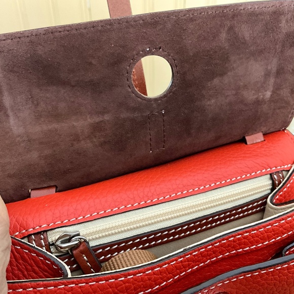 Dooney and bourke orange crossbody bag - Picture 3 of 5